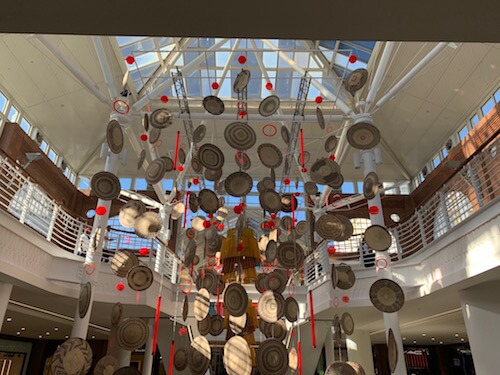 Christmas decoration African style with woven baskets Christmas decoration African style