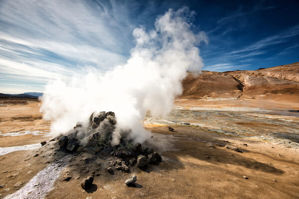 geyser in iceland - geothermal